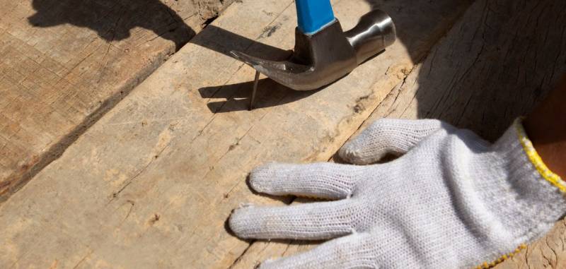 Les signes d'une charpente en danger à Biganos : Comment détecter les premiers symptômes ?